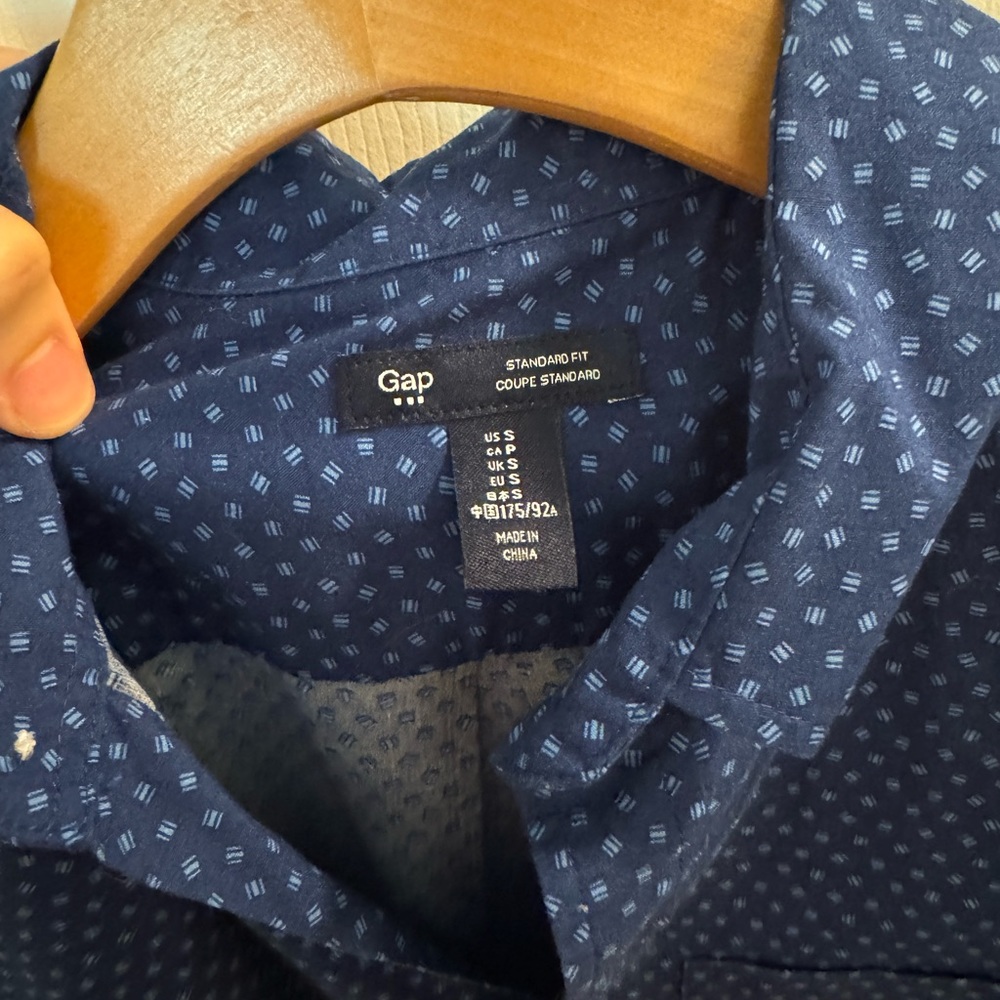 Button down shirt - Picture 2 of 2
